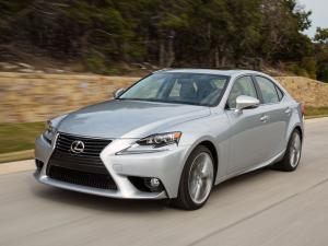 Lexus IS250 2013 года